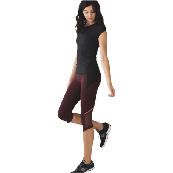 Lululemon Kris Cross Crop (Full-On Luxtreme) Bordeaux Drama / Black EUC Size 6 - Picture 6 of 11